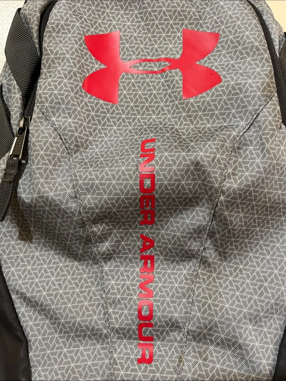 NEW BACKPACK BOOK BAG Under Amour Gray/Black/Red-Light Bulb Reflecting on Front!